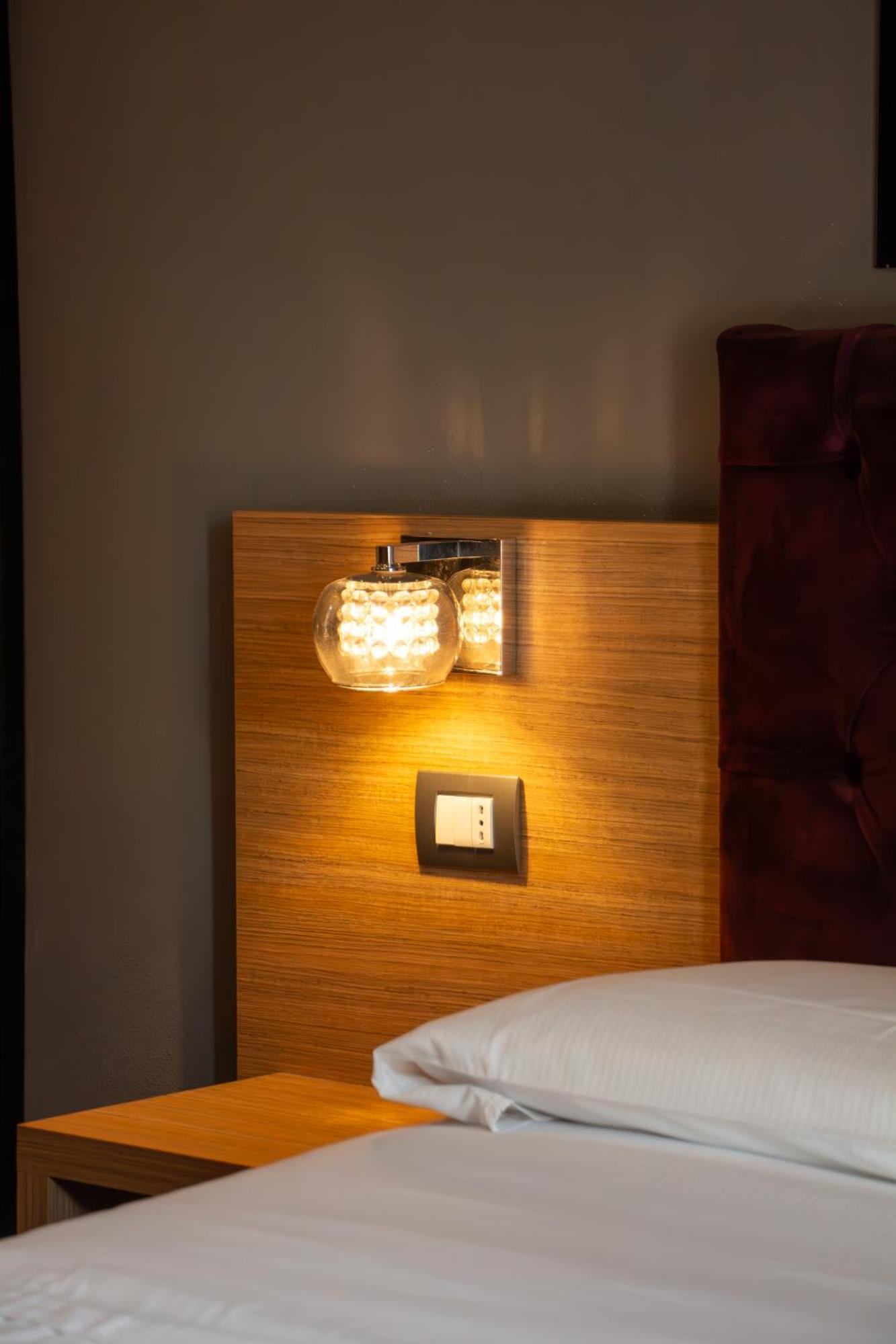 Beb Umberto I Napoli Hotel Kültér fotó